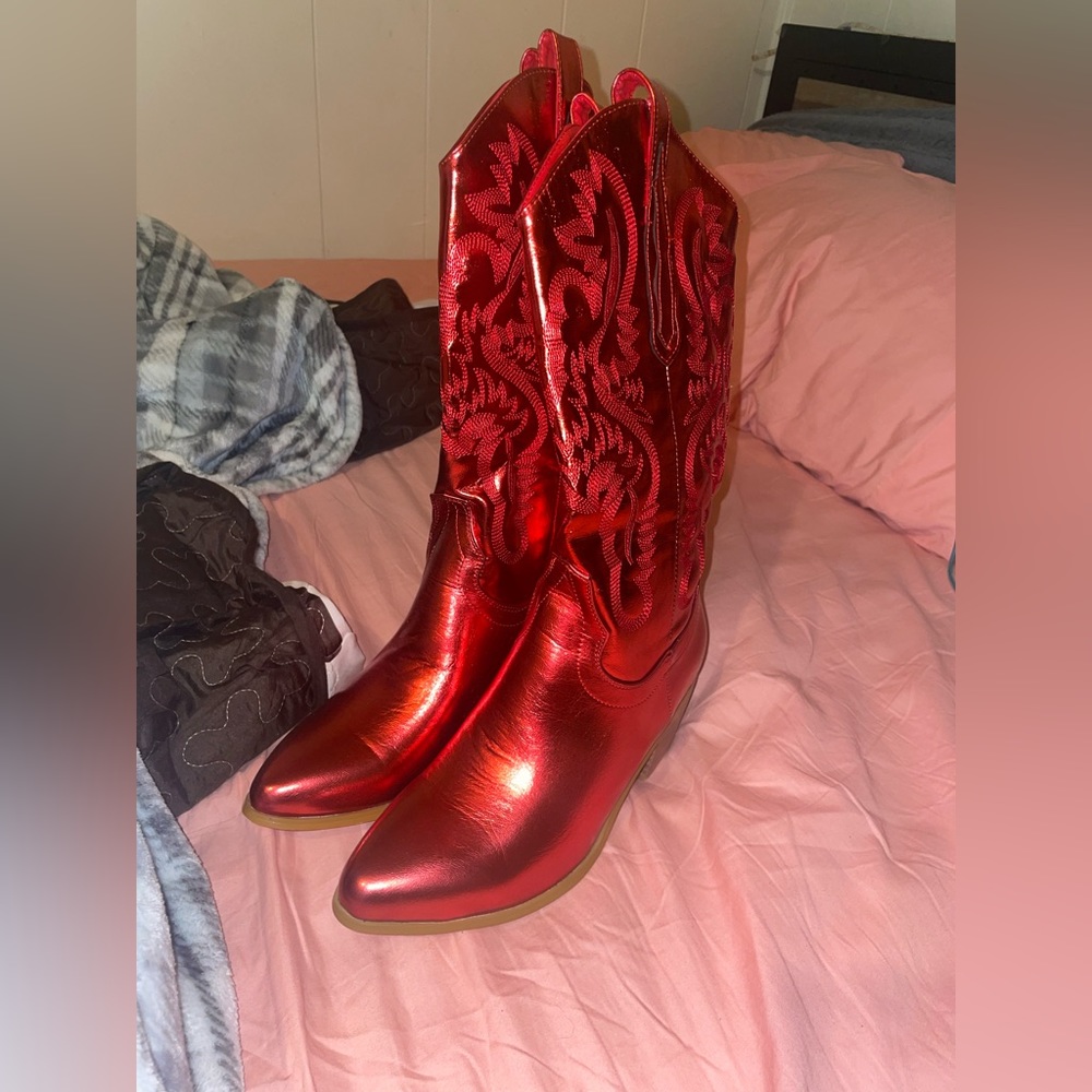 Size 8 red metallic boots
